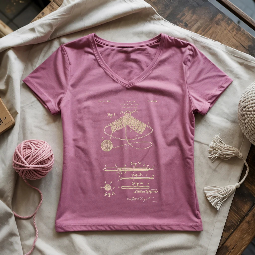 Vintage Knitting Pattern Lady V-neck