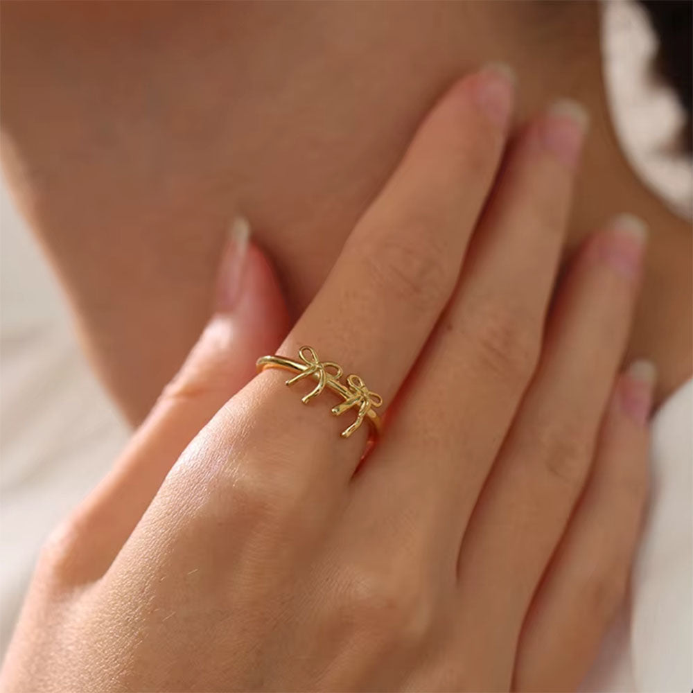 Double Bow Ring